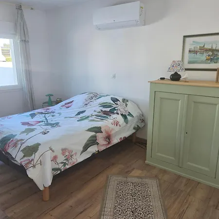 La Maison Blanche, Le Confort Au Calme Ferienhaus
