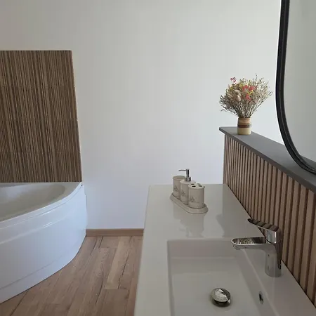 Ferienhaus La Maison Blanche, Le Confort Au Calme